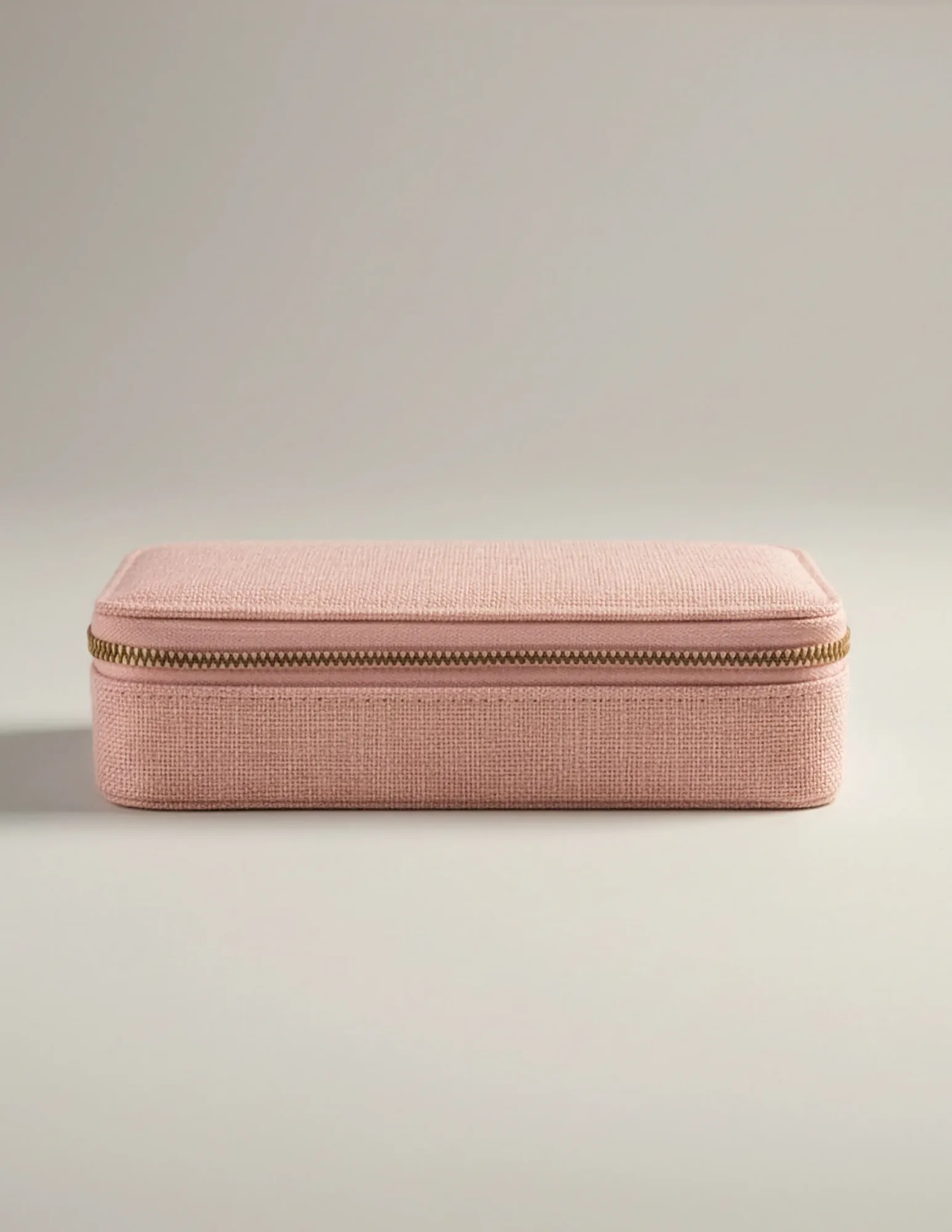 Jewel Box | Small Pink Linen Travel Case